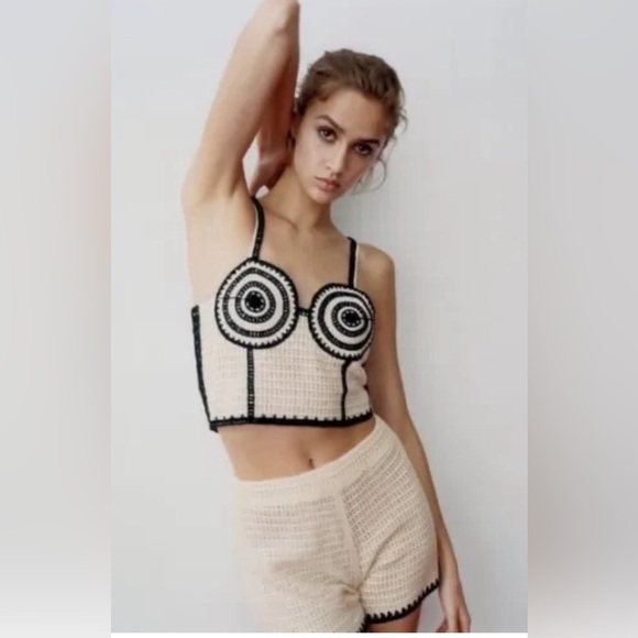 Zara black & white Crochet Corset Crop Top-NWT-Size Large - Picture 1 of 4